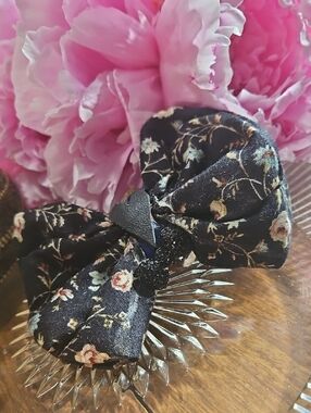 Hand Crafted Pet Collar Bow Tie Black Floral Crystal Bow Tie Accent NEE